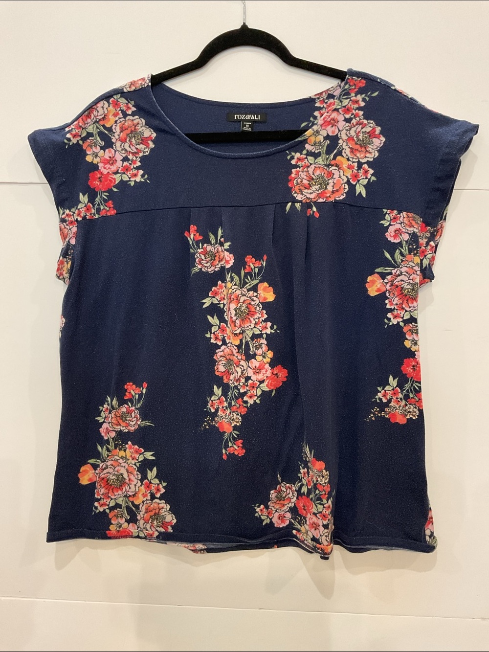 Roz & Ali Navy Floral Swing Top Playful — Size 1X